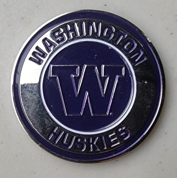 WASHINGTON HUSKIES - Challenge Coin