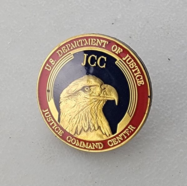 US DEPT OF JUSTICE - JUSTICE COMMAND CENTER - JCC - Lapel pin